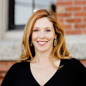 Meet your Posher, Hillary